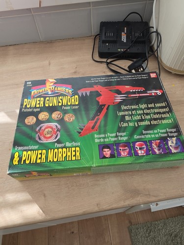 Mighty morphin power rangers - mighty,