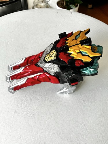 Power rangers dino - rangers, knight